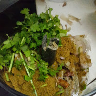 Mezclar los ingredientes de la pasta de curry