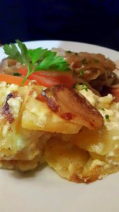 Carne con gratin dauphinois