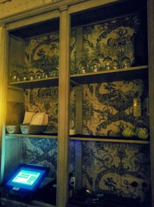 Decoración estantería Bar Galleta