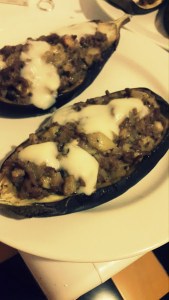 Poner un poco de bechamel o queso