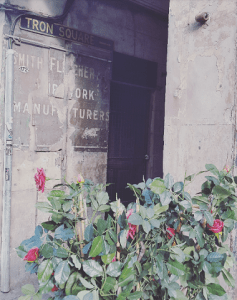 Cartel fantasma - The Royal Mille