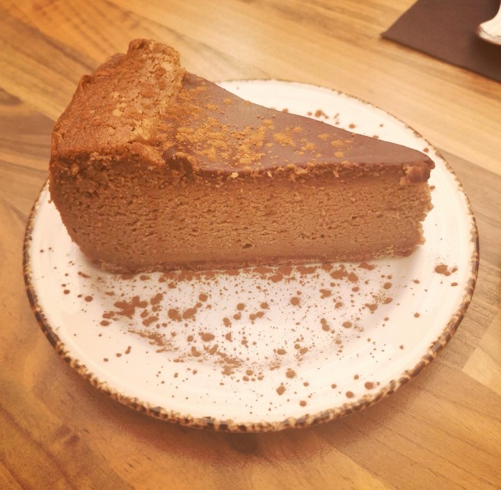 Tarta de chocolate y avellana